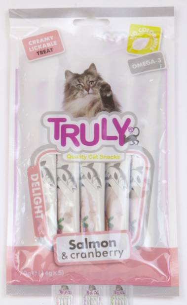 Truly Snacks Cat Lickable Salmon & Cranberry 70 gr.