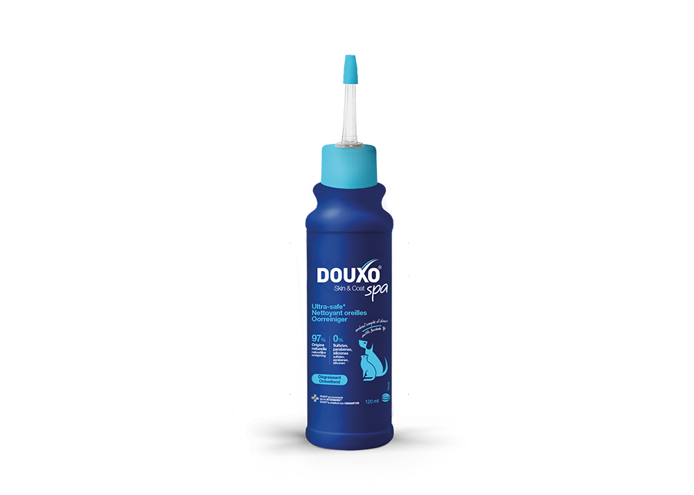 Douxo Spa Oorreiniger 120 ml.